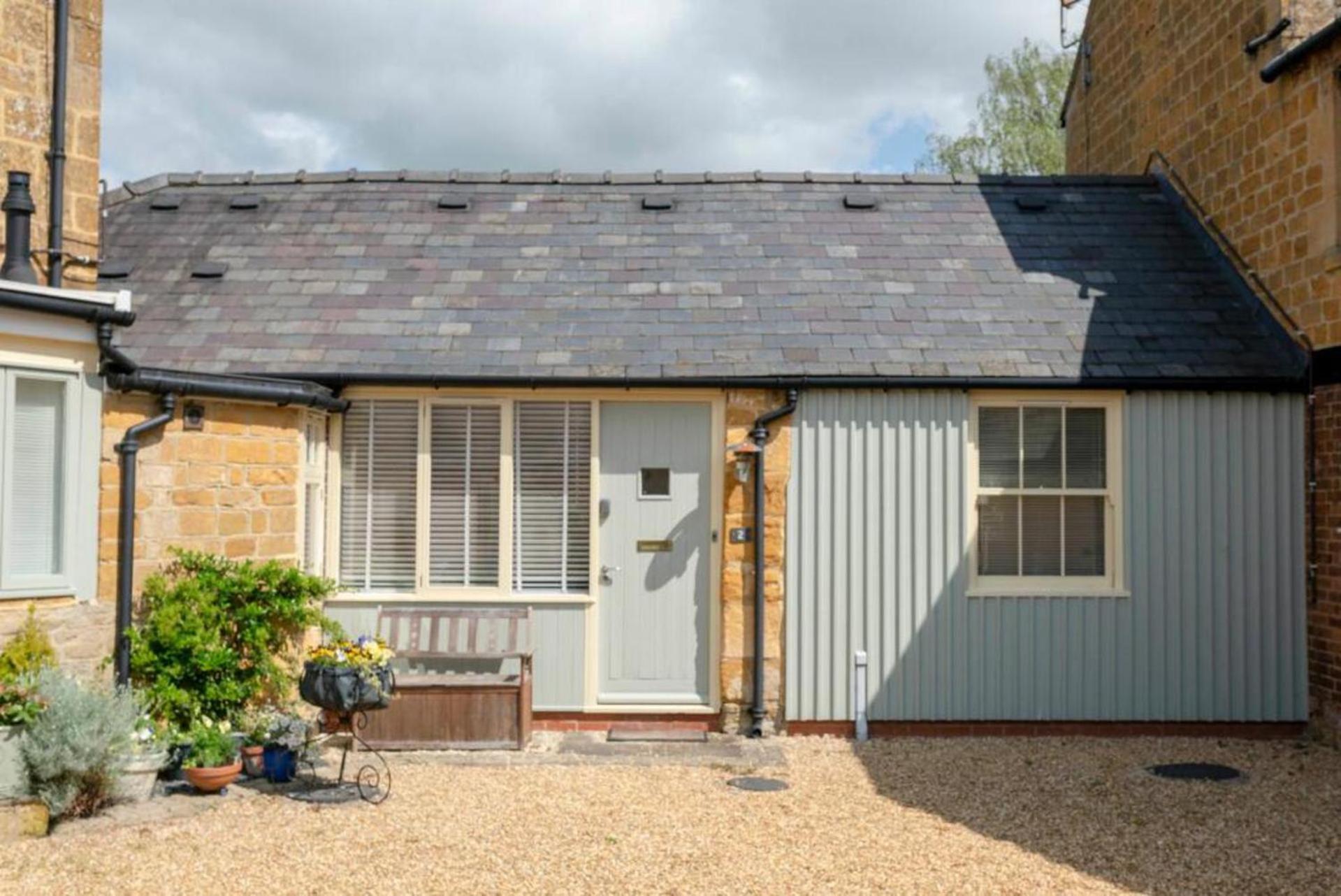 Immaculate 1-Bed Cottage In Moreton In Marsh Esterno foto